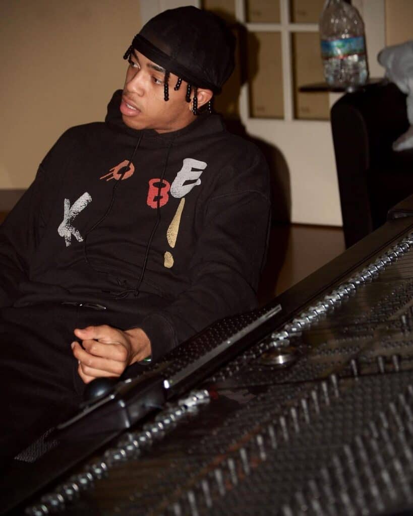 Melodic B alt pic 2 in studio (church)
