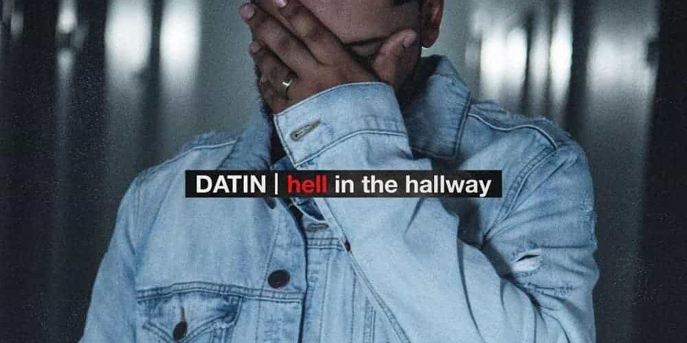 Datin_HellintheHallway