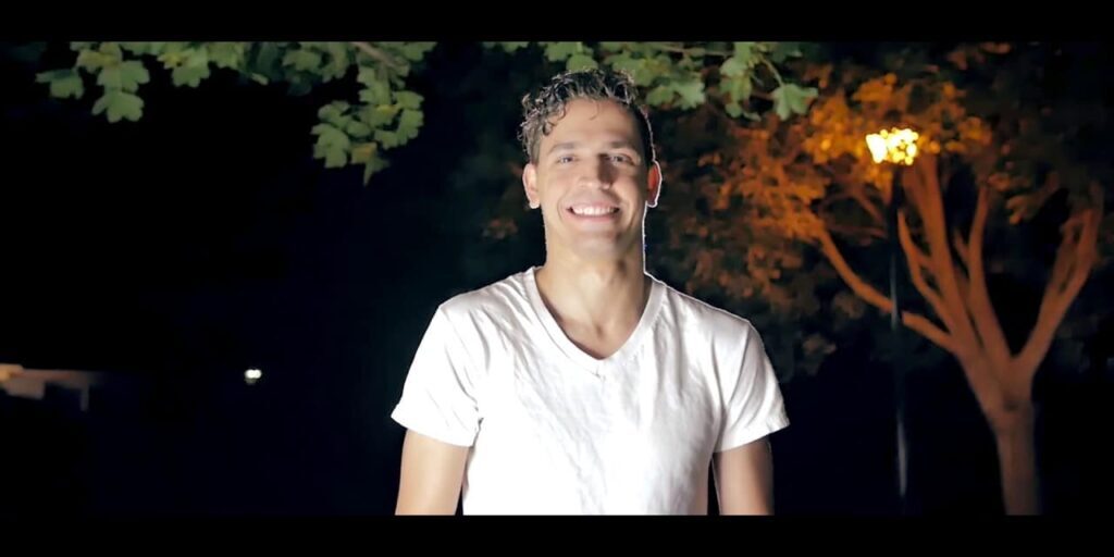 watch-av3-know-your-worth