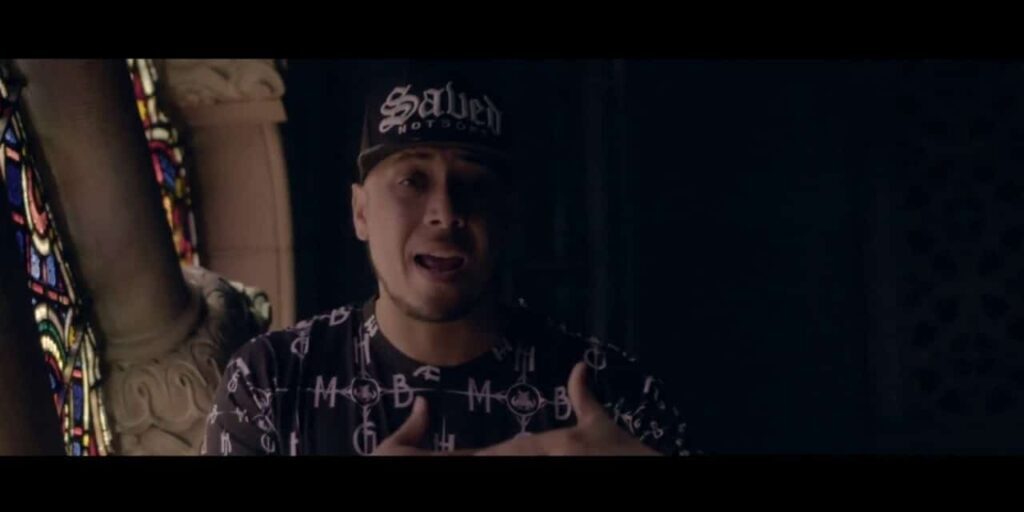 watch-justus-helpless